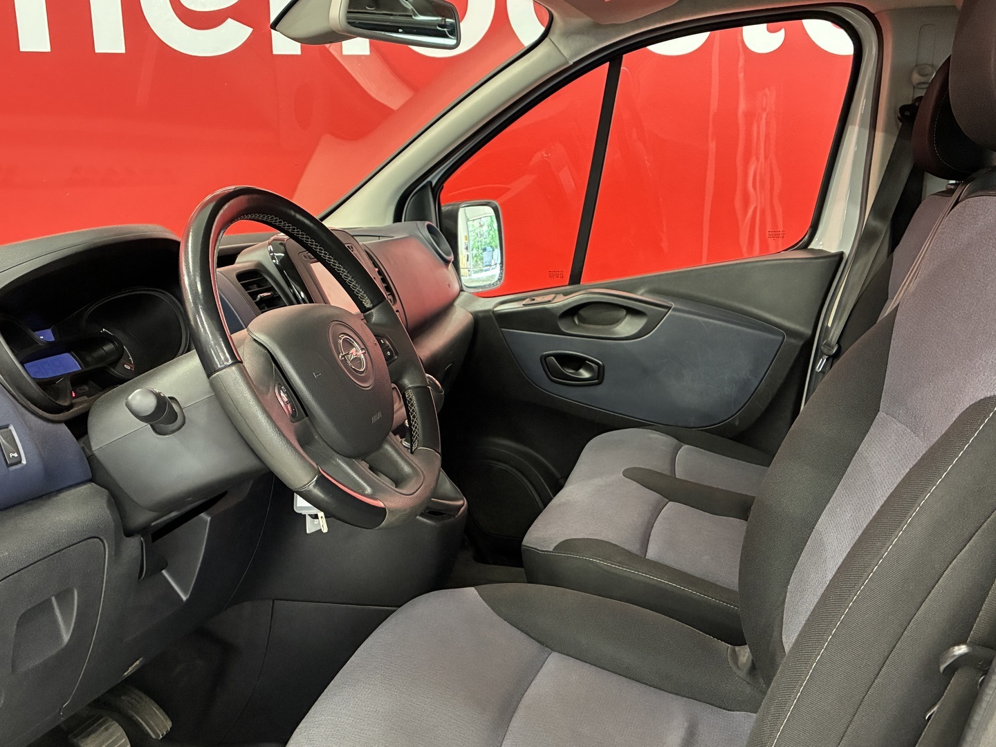 OPEL Vivaro 7