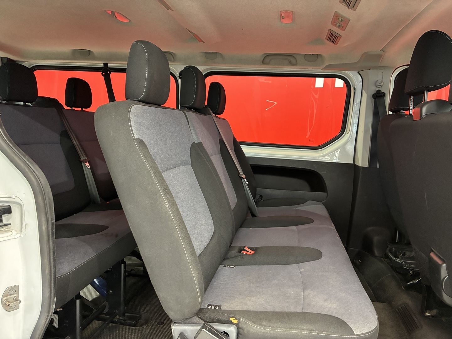 OPEL Vivaro 8