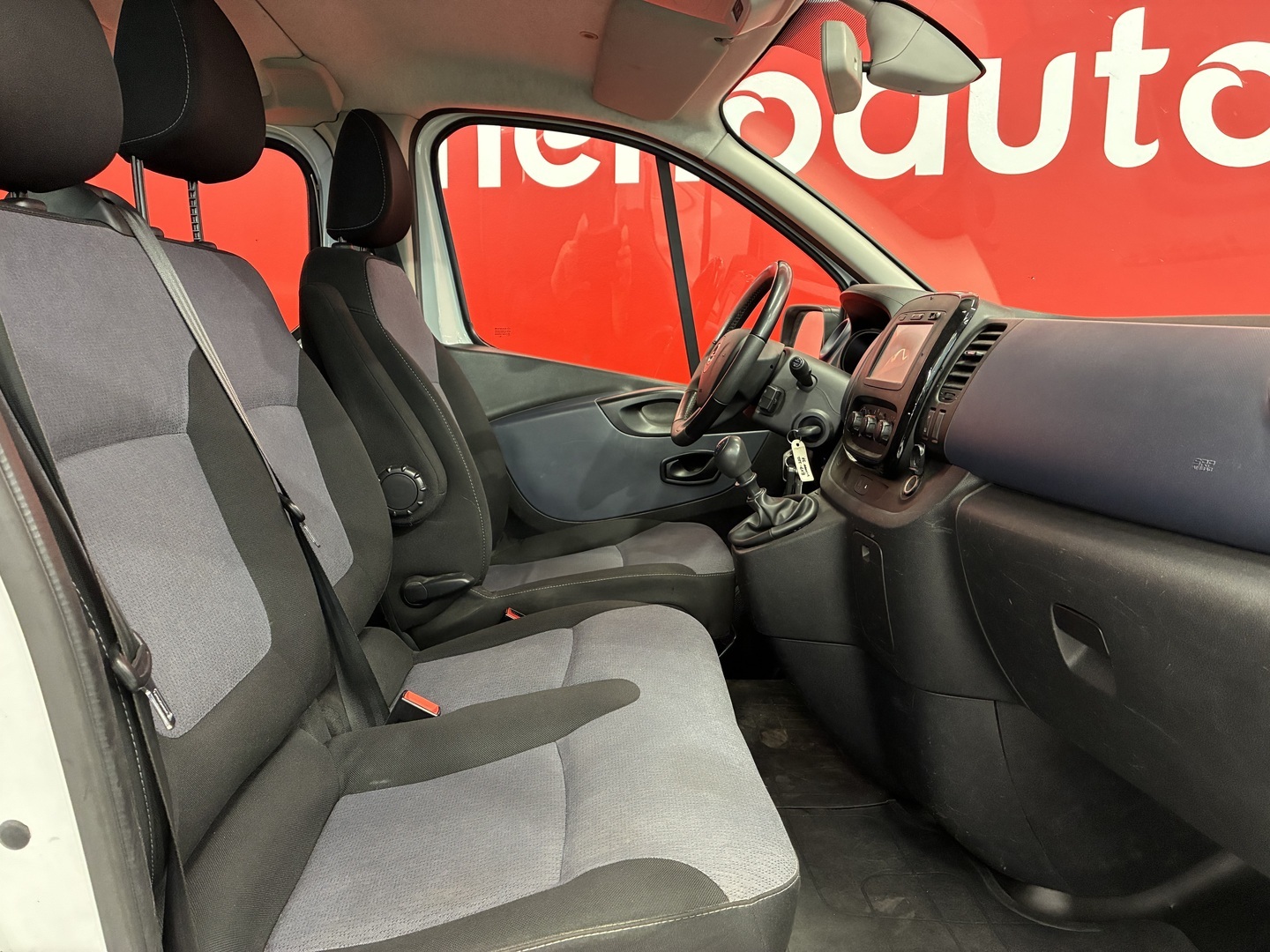 OPEL Vivaro 9