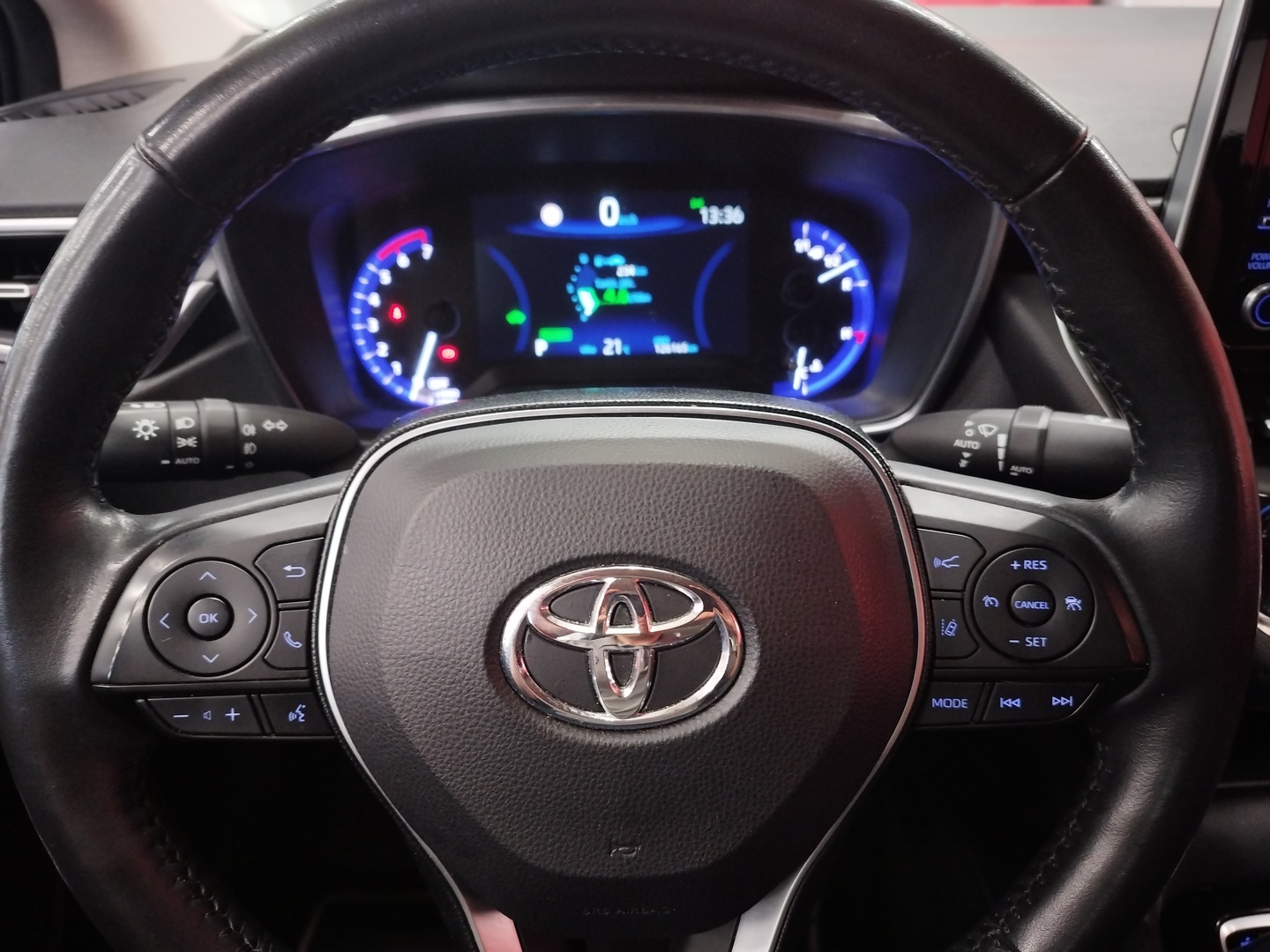 TOYOTA Corolla 11