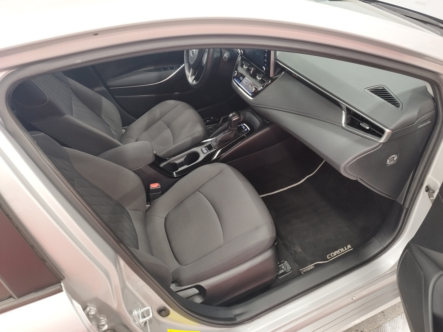 TOYOTA Corolla 19
