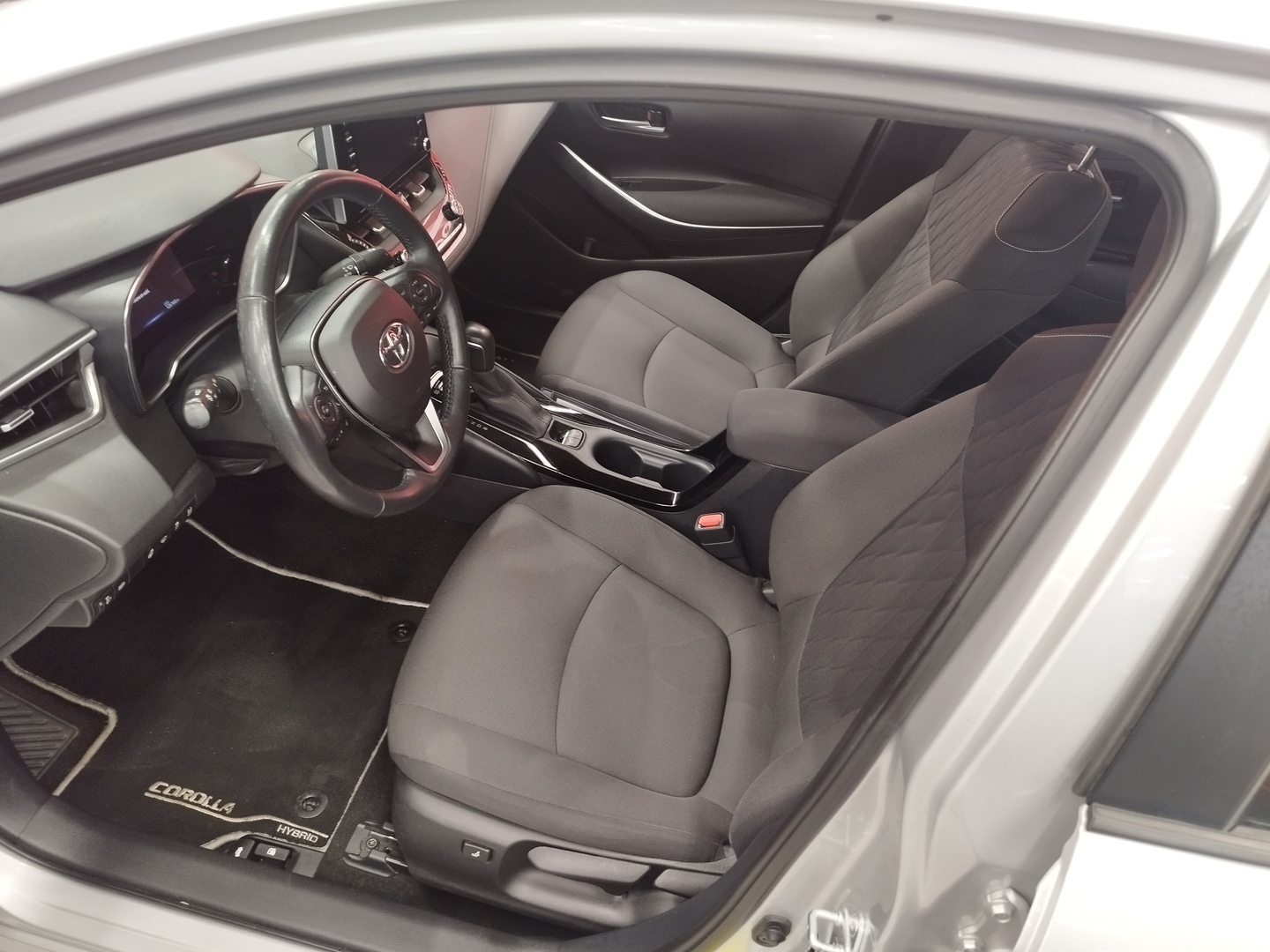 TOYOTA Corolla 9