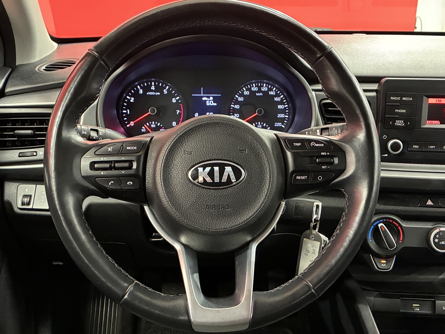 KIA Rio 18