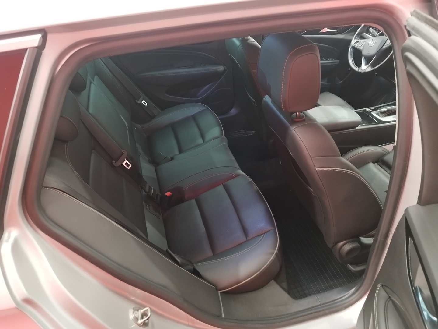 OPEL Insignia 23