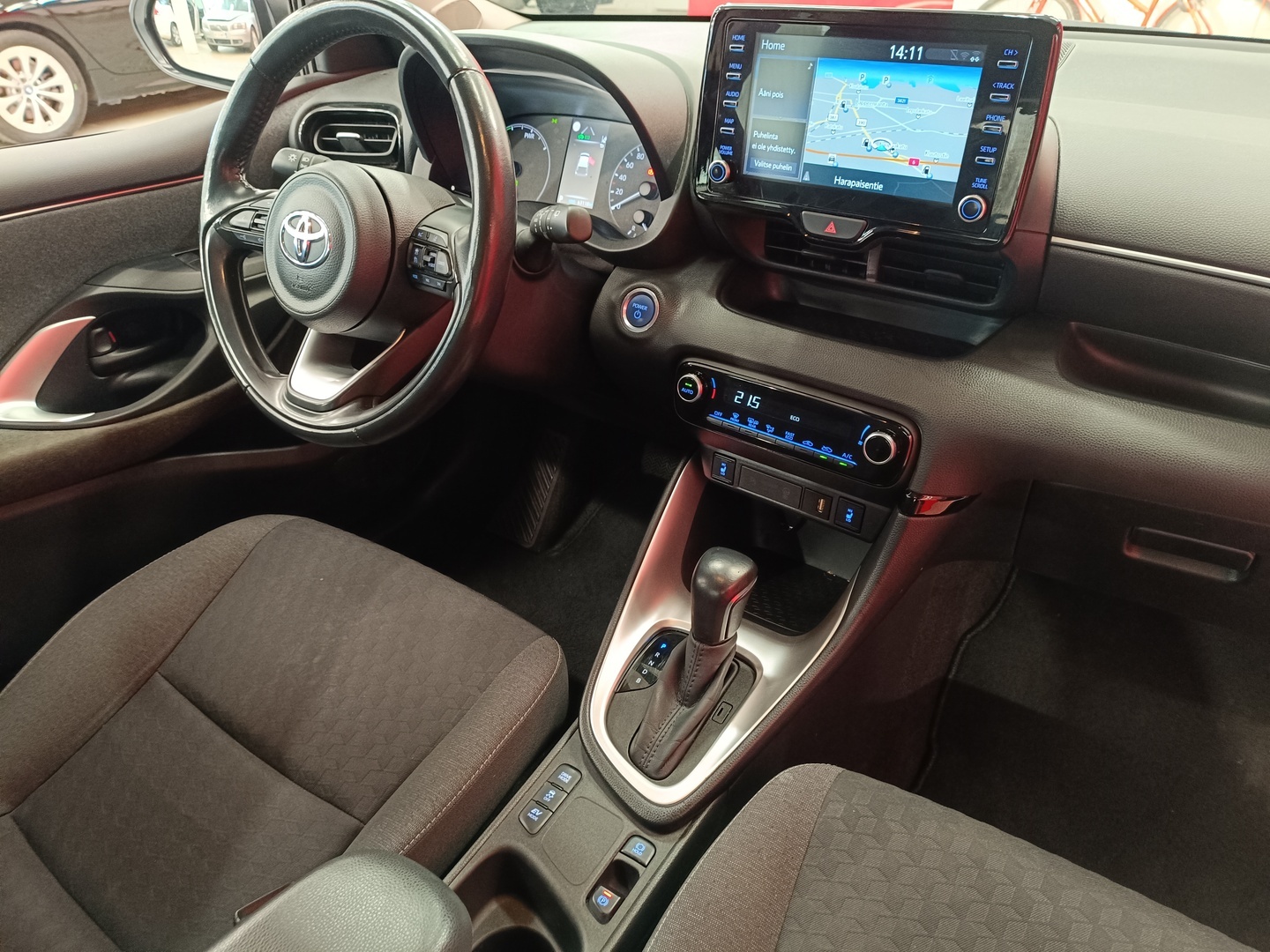 TOYOTA Yaris 14