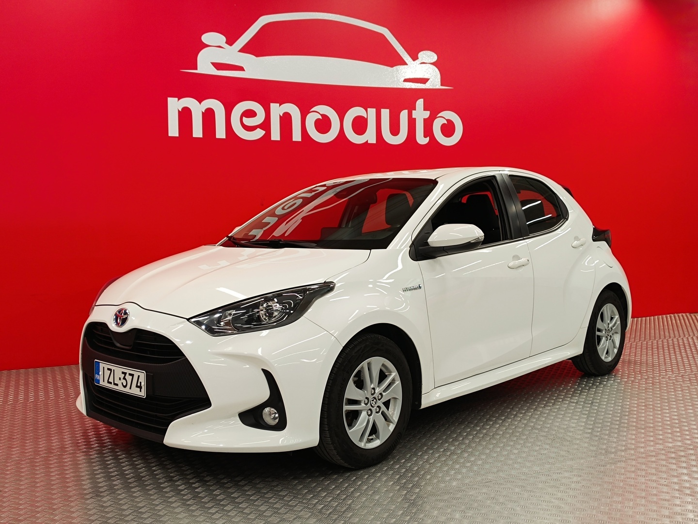 TOYOTA Yaris 4