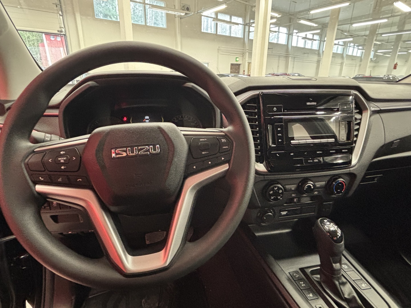 ISUZU D-Max 7
