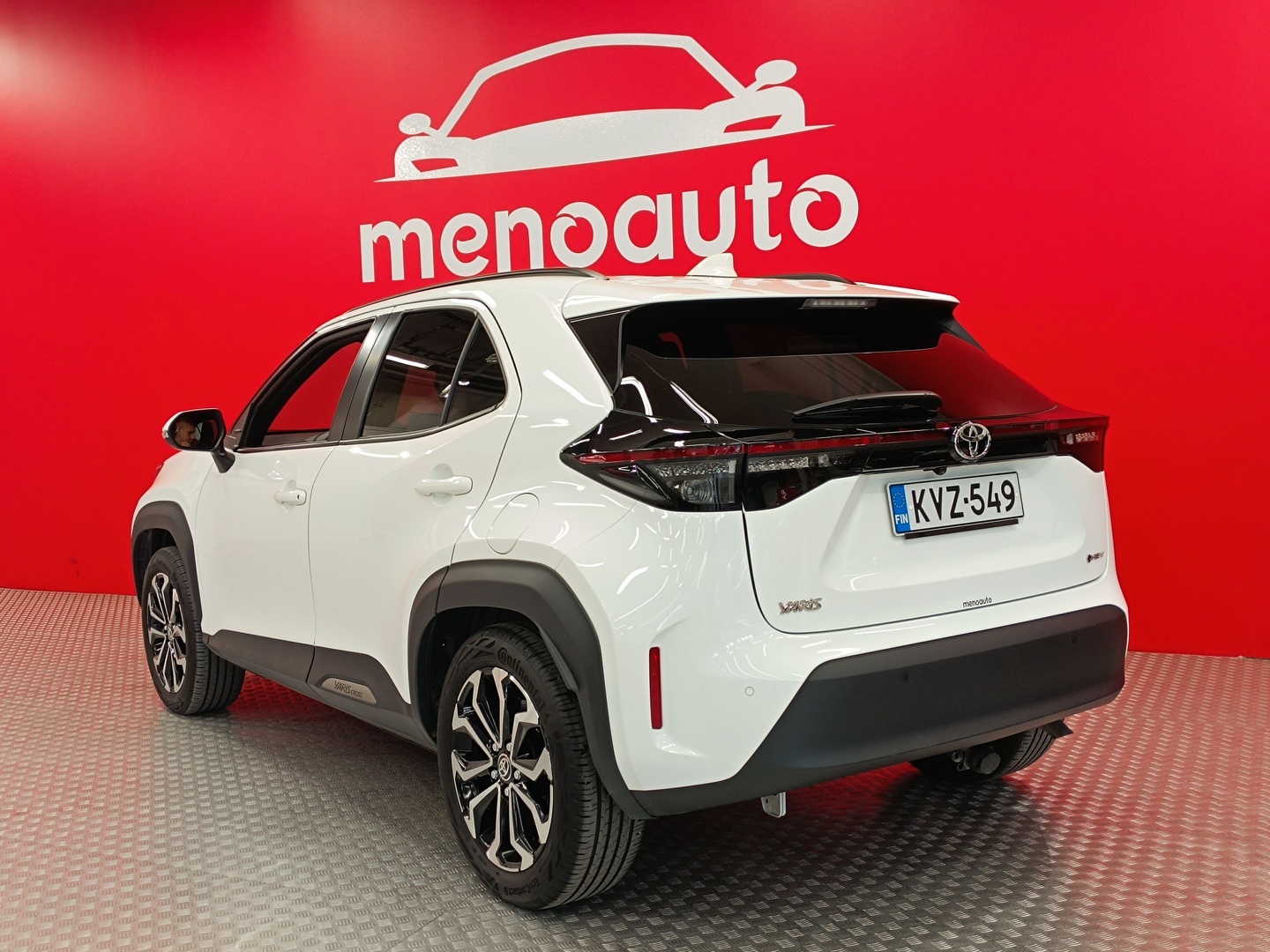 TOYOTA Yaris Cross 7