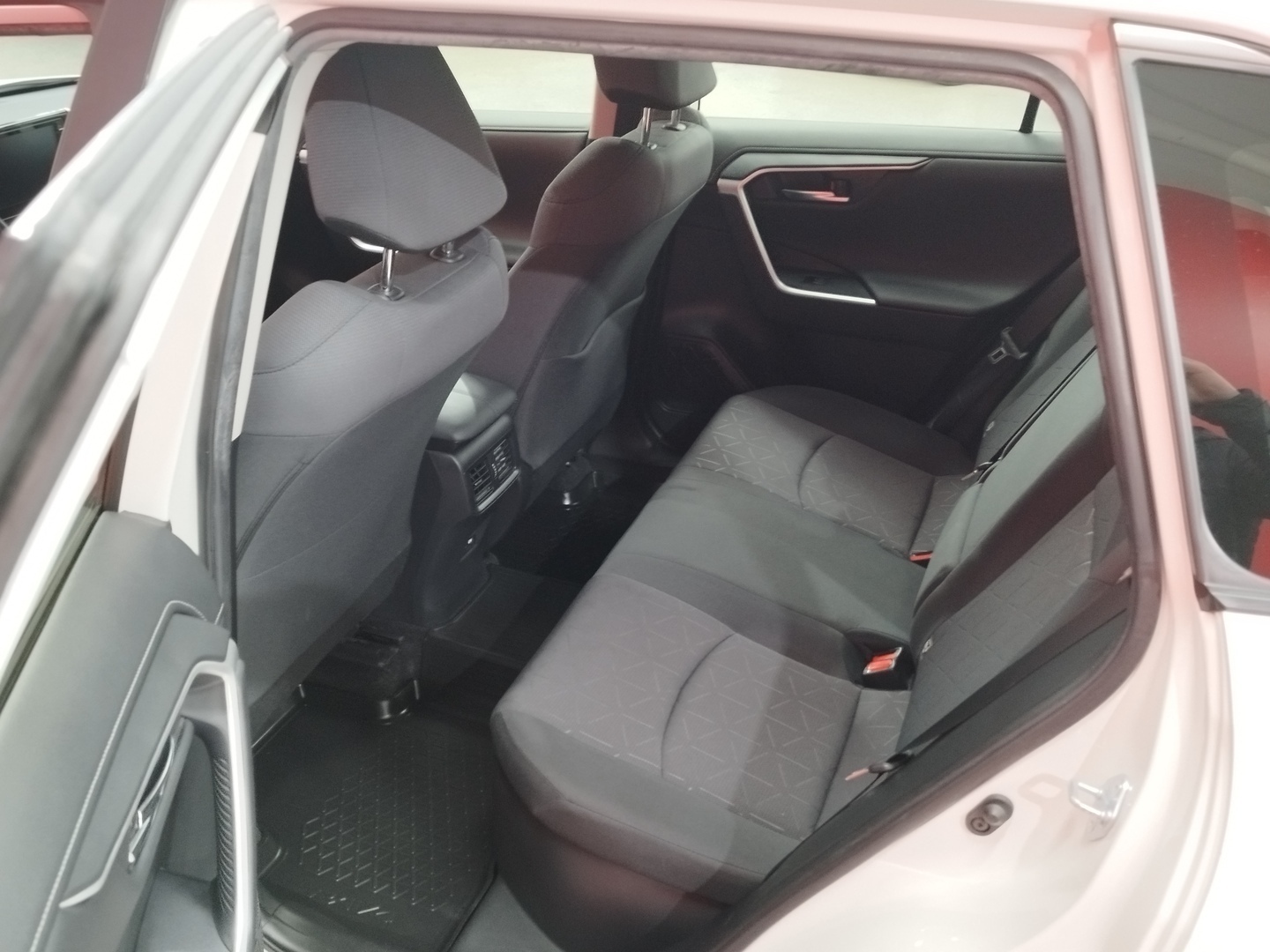 TOYOTA RAV4 20