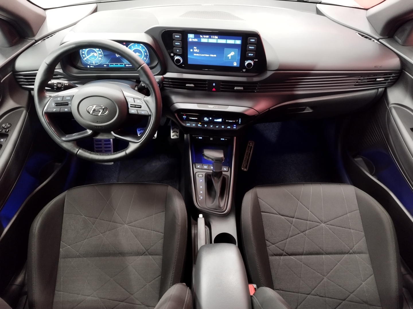 HYUNDAI Bayon 8