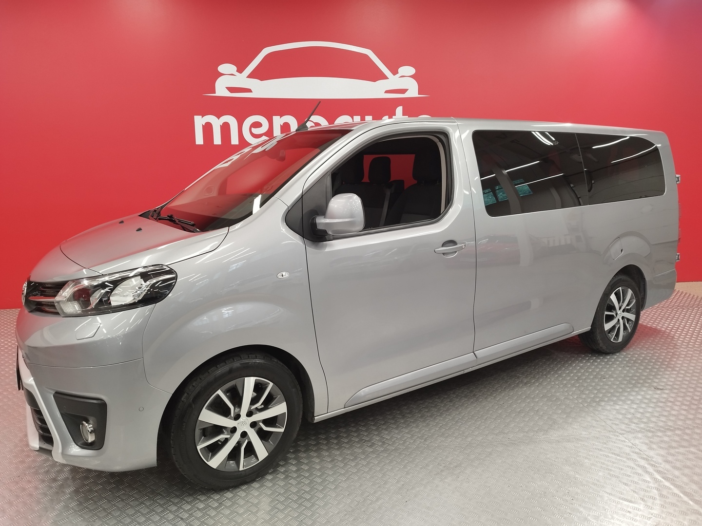 TOYOTA Proace Verso 4
