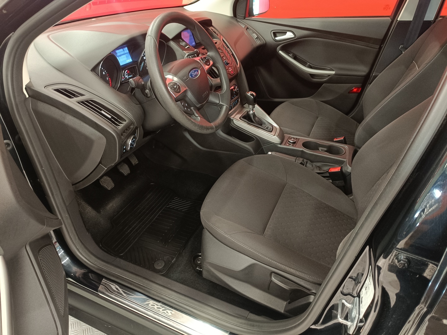 FORD Focus 9