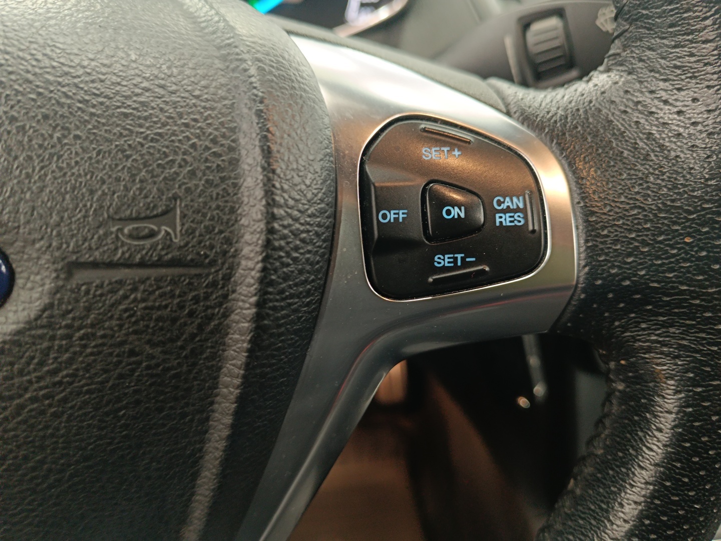 FORD Fiesta 11