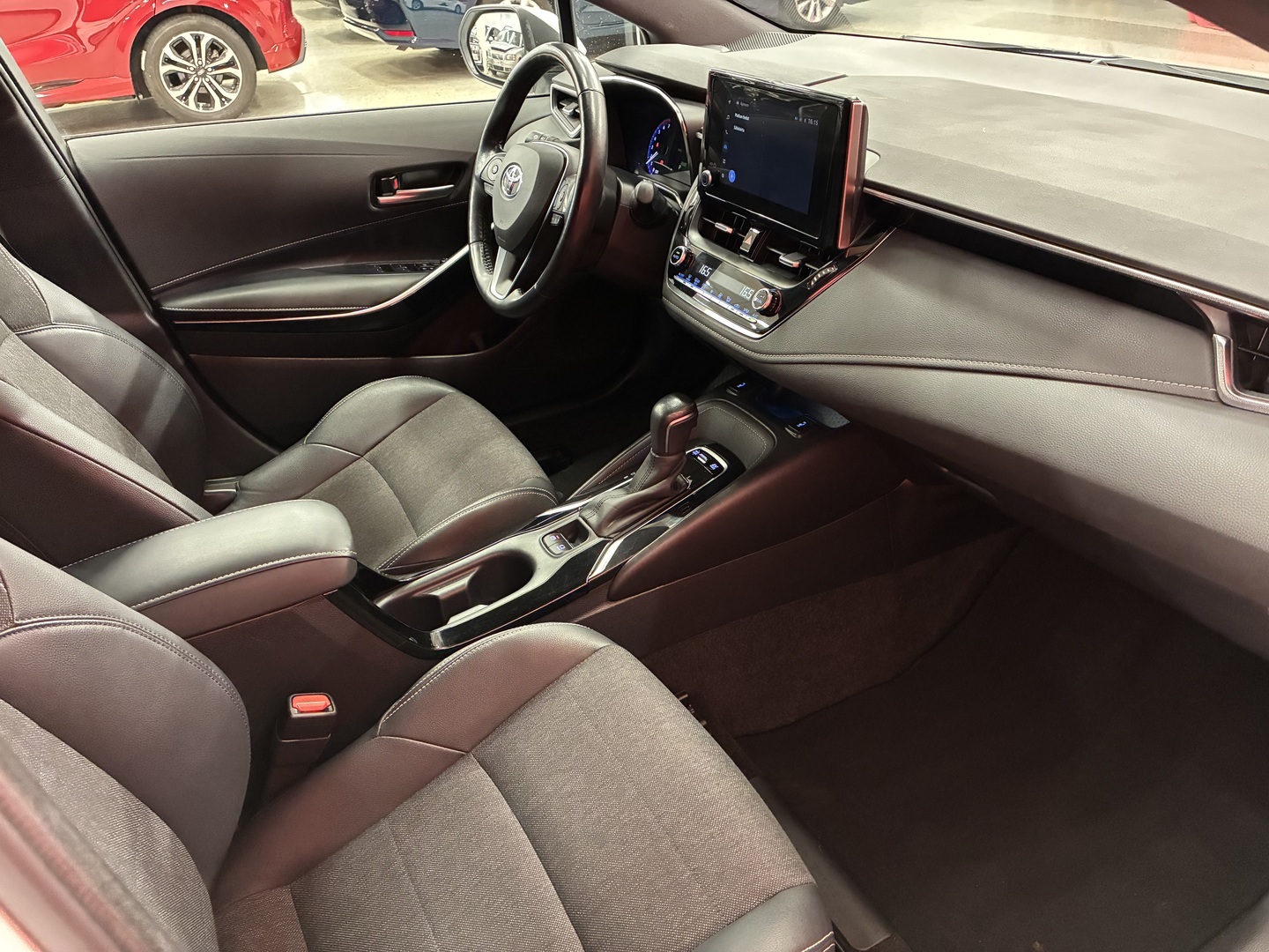 TOYOTA Corolla 16