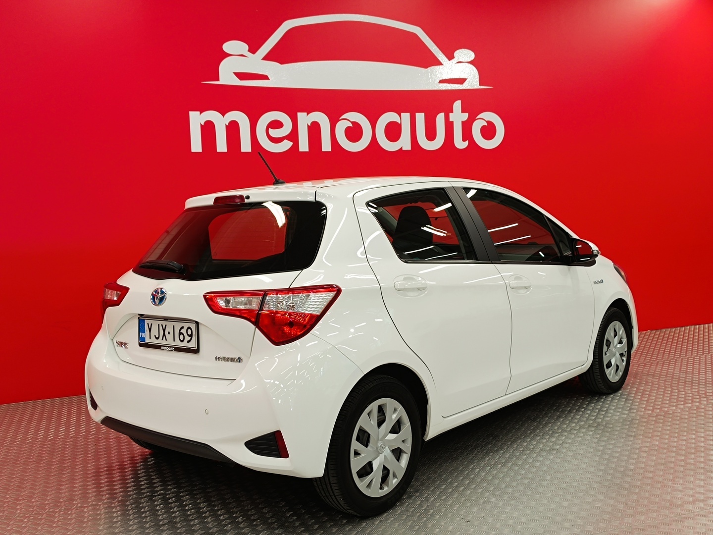 TOYOTA Yaris 3