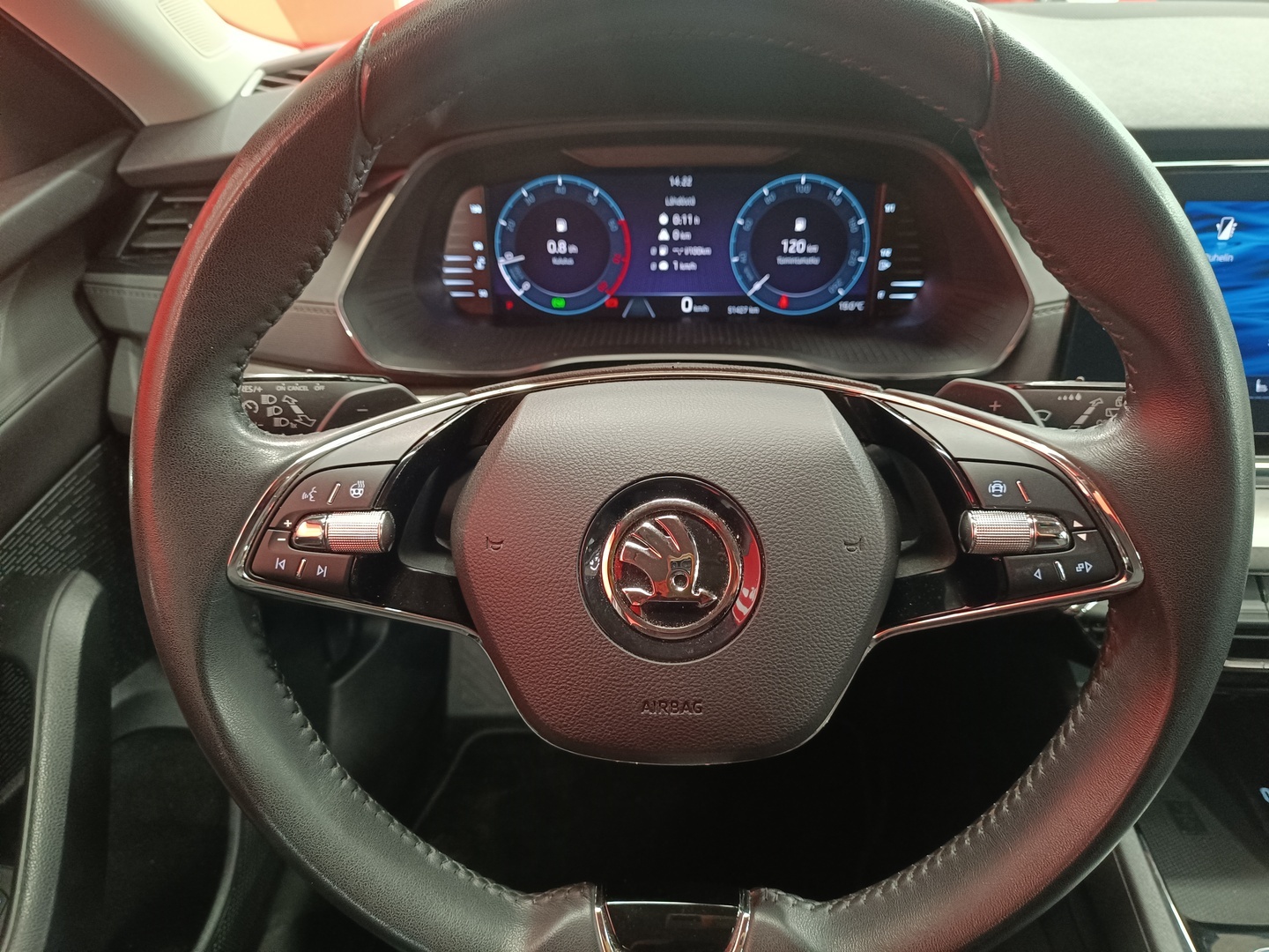 SKODA Octavia 10