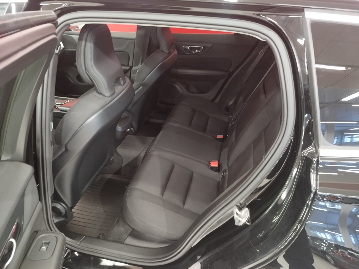 VOLVO V60 22