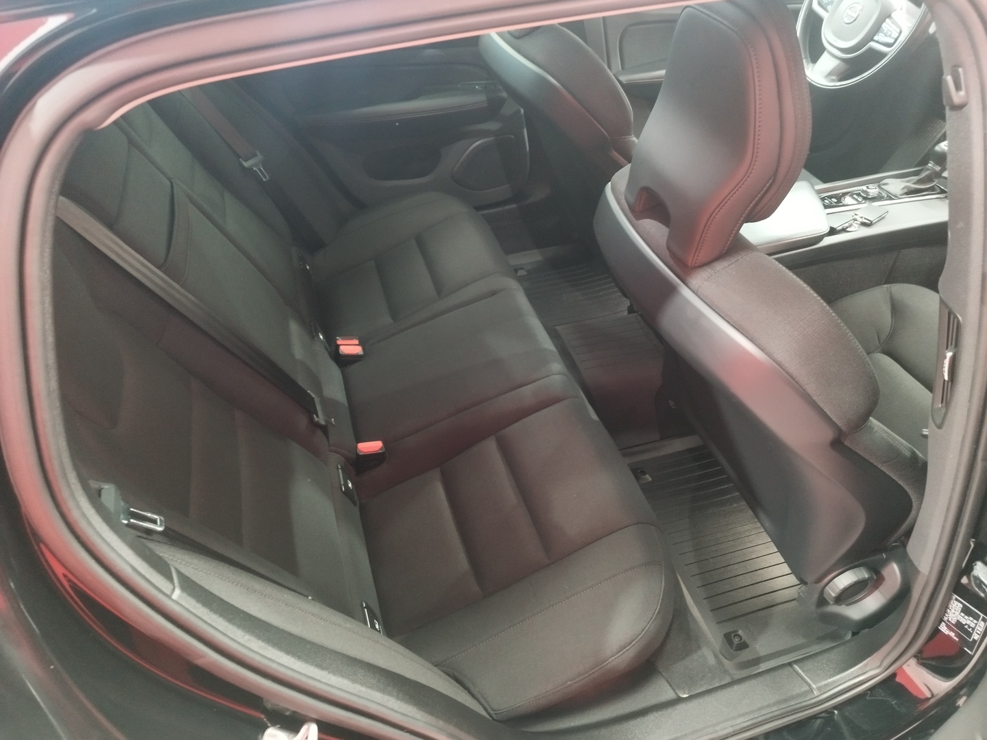 VOLVO V60 23
