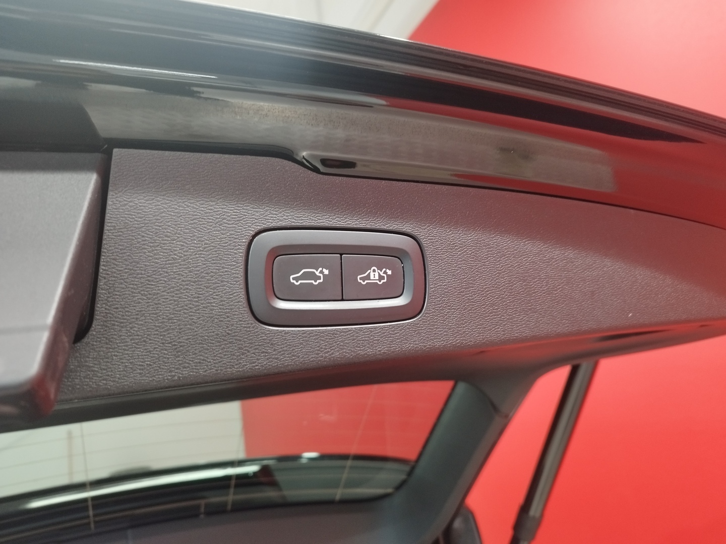 VOLVO V60 25