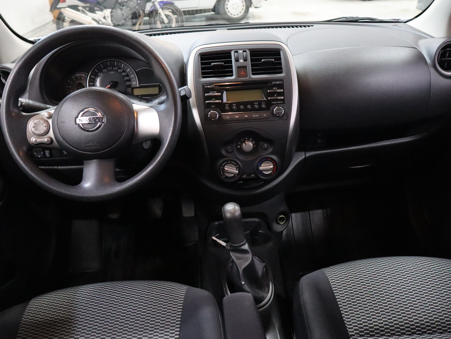 NISSAN Micra 2015