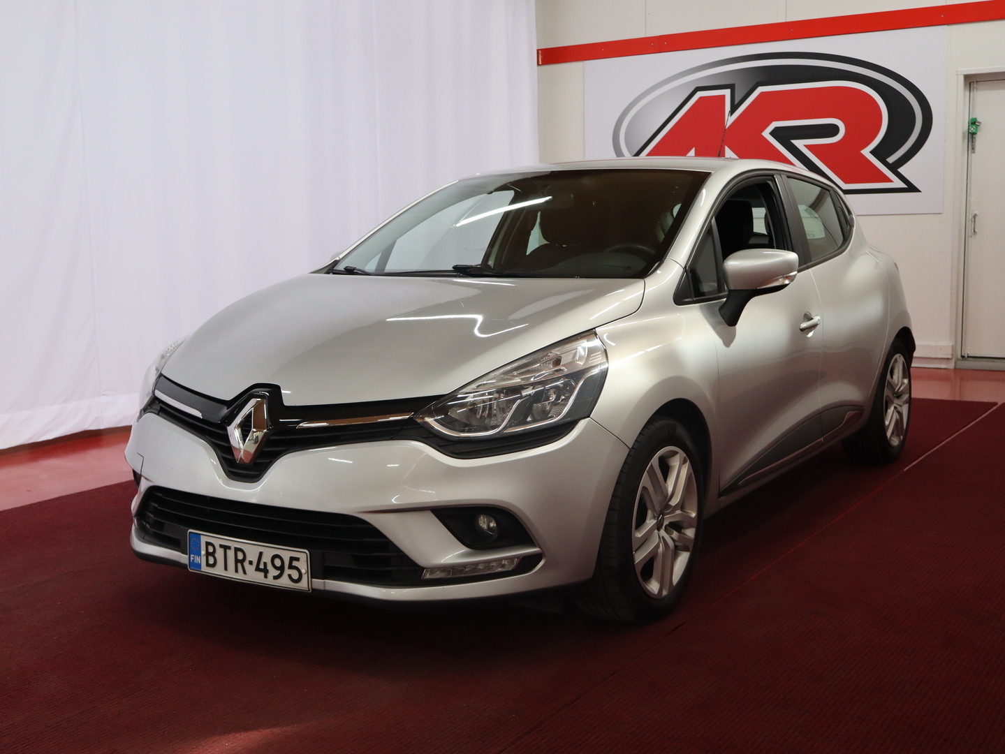 RENAULT Clio 2016