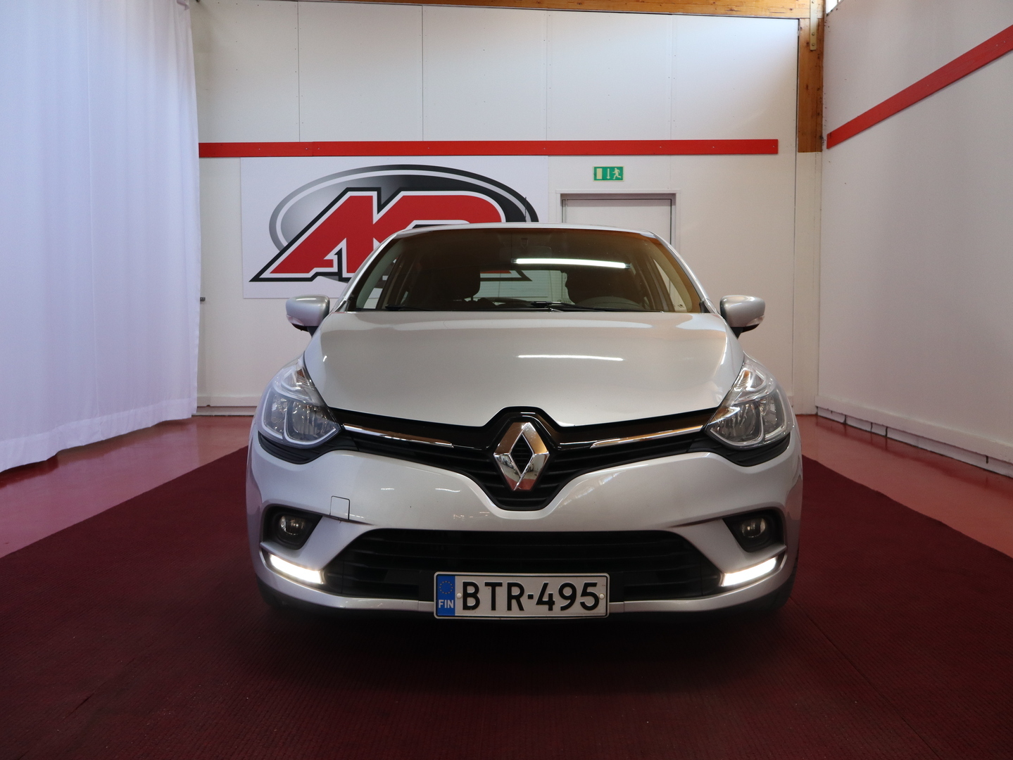 RENAULT Clio 2016