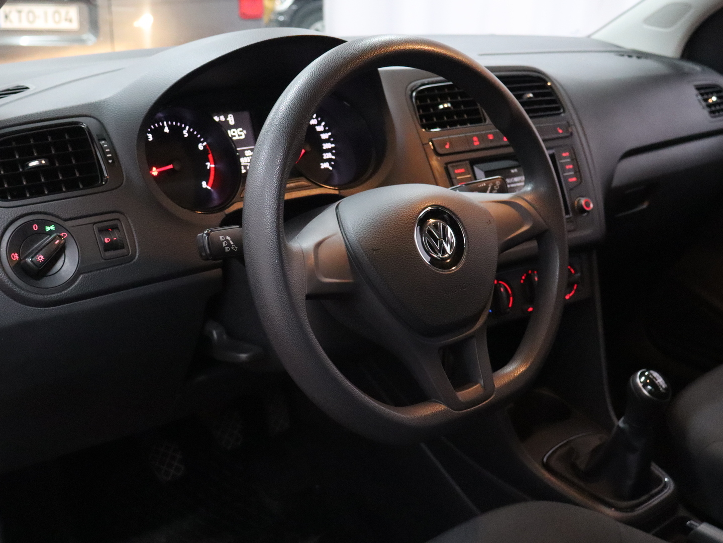 VOLKSWAGEN Polo 2017