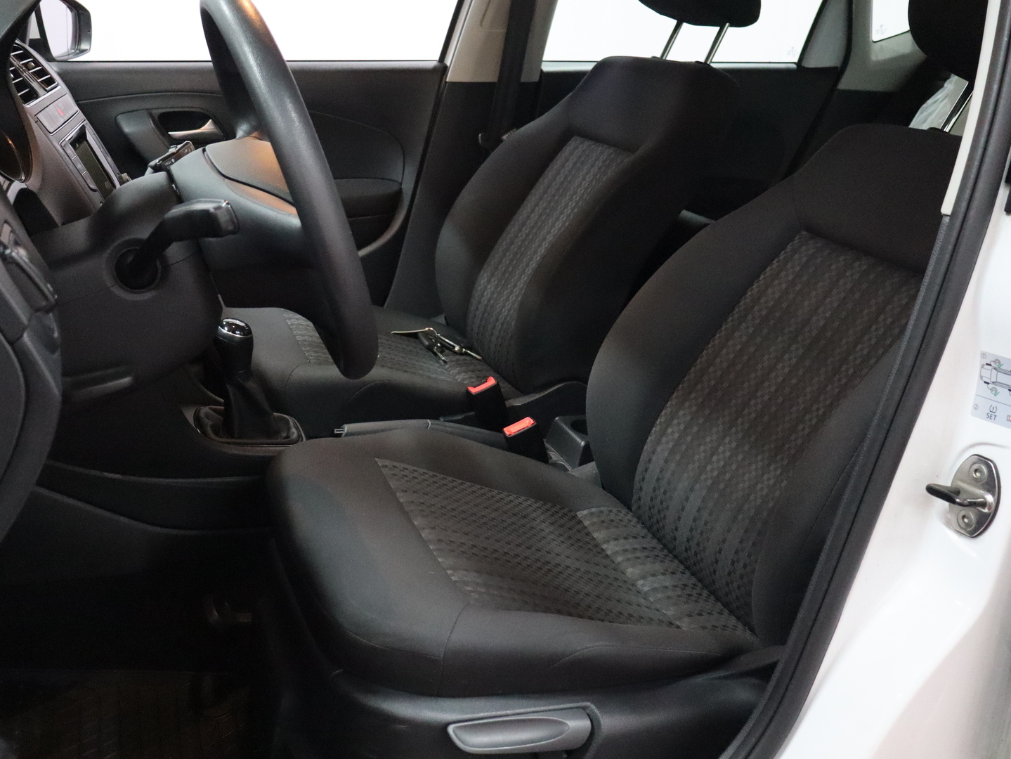 VOLKSWAGEN Polo 2017