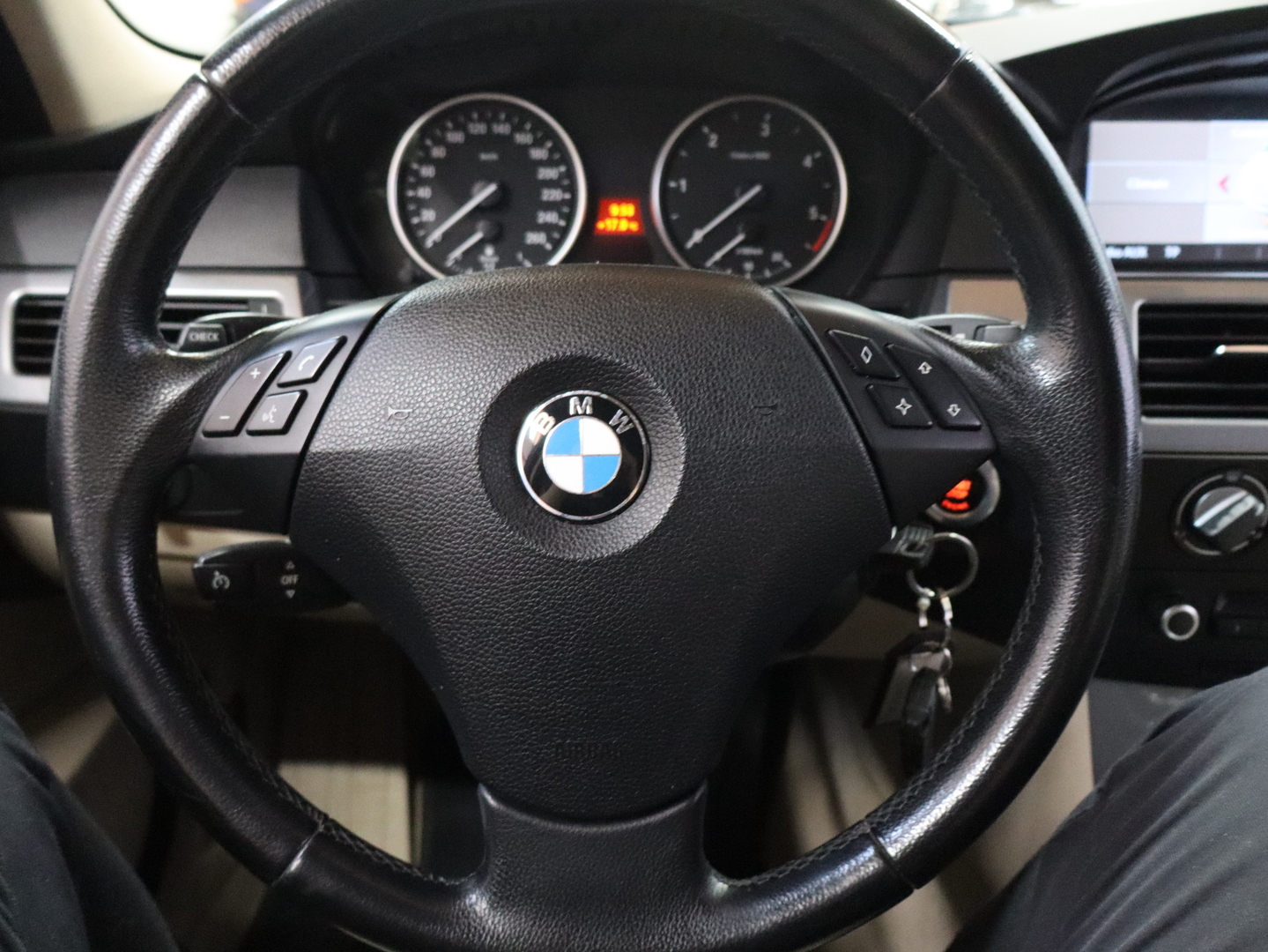 BMW 520 2008