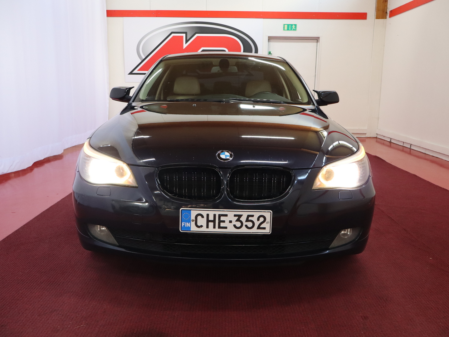BMW 520 2008