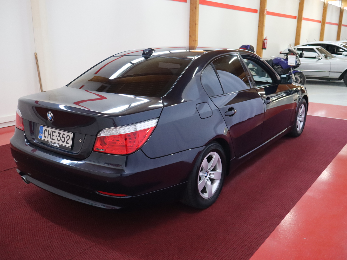 BMW 520 2008