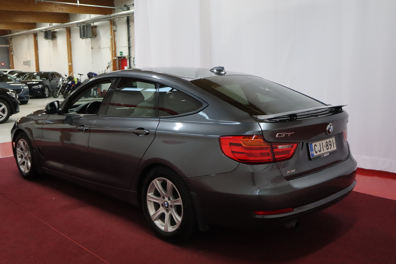 BMW 320 Gran Turismo 2014