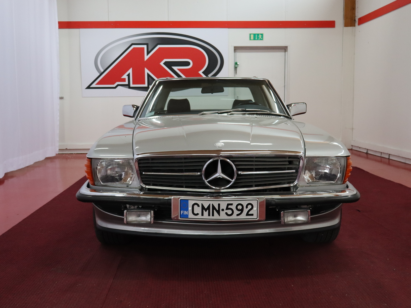 MERCEDES-BENZ SL 1986