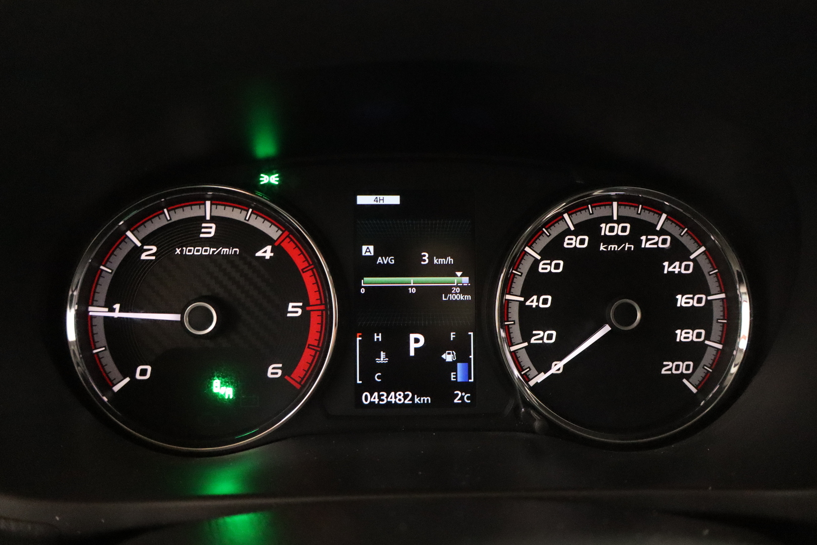 MITSUBISHI L200 2021