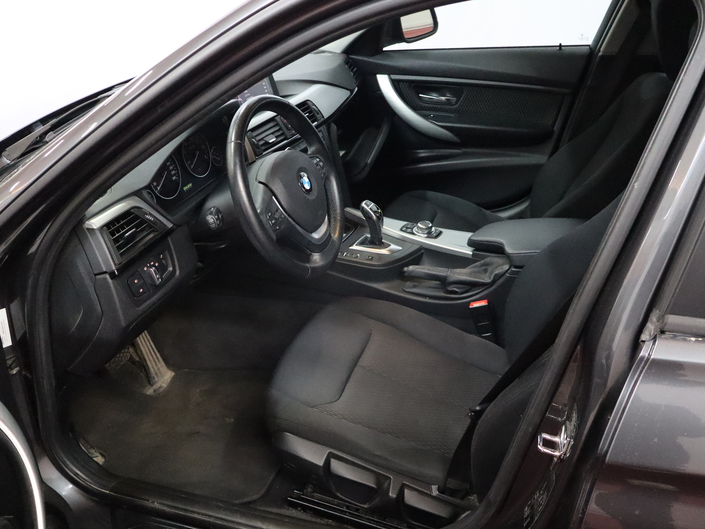 BMW 320 2012