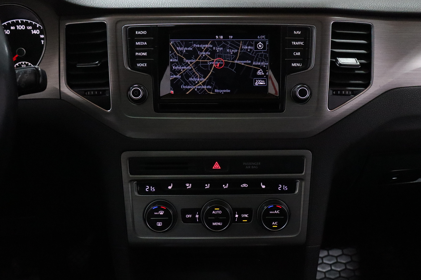 VOLKSWAGEN Golf Sportsvan 2014