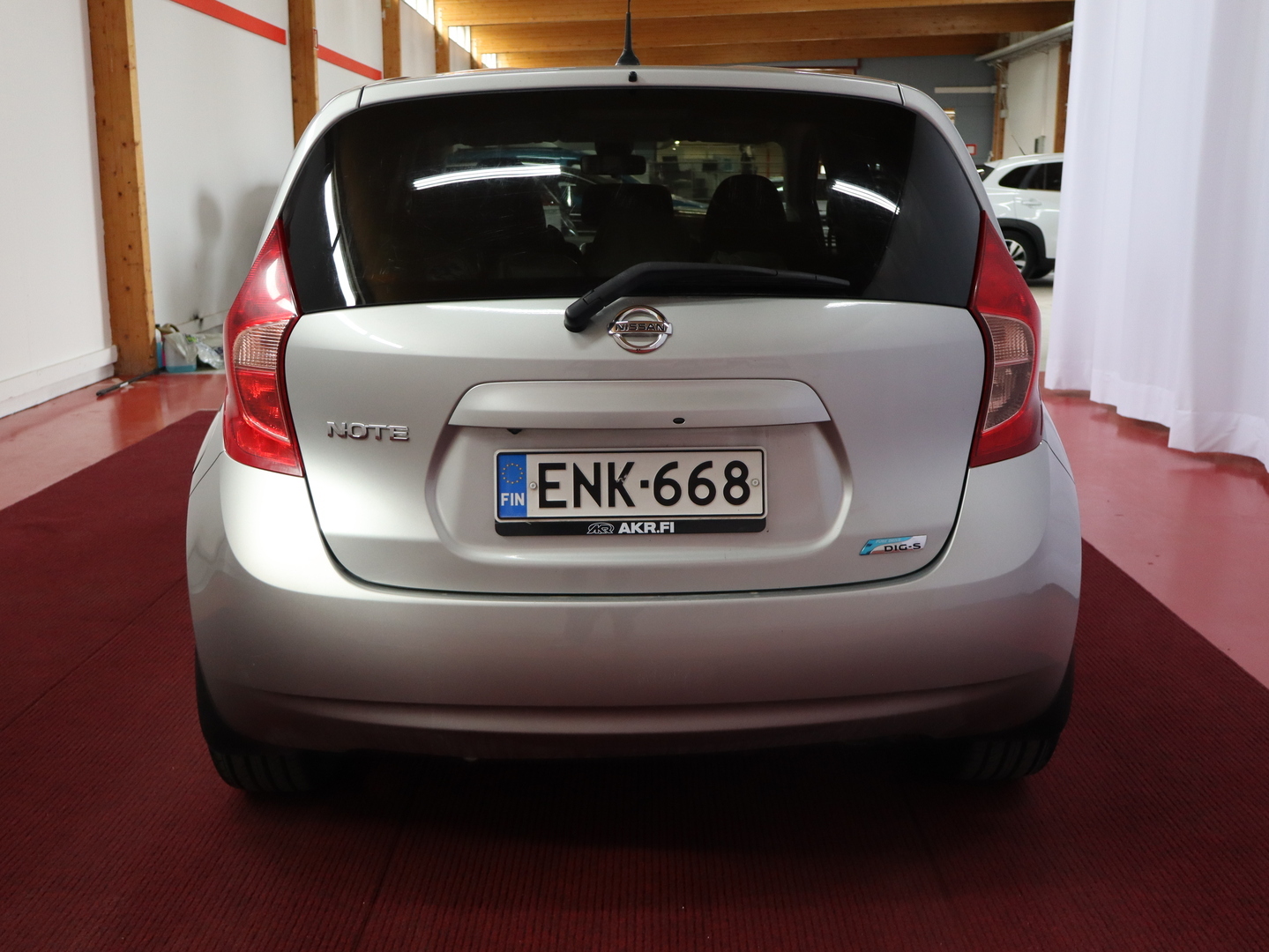 NISSAN Note 2015
