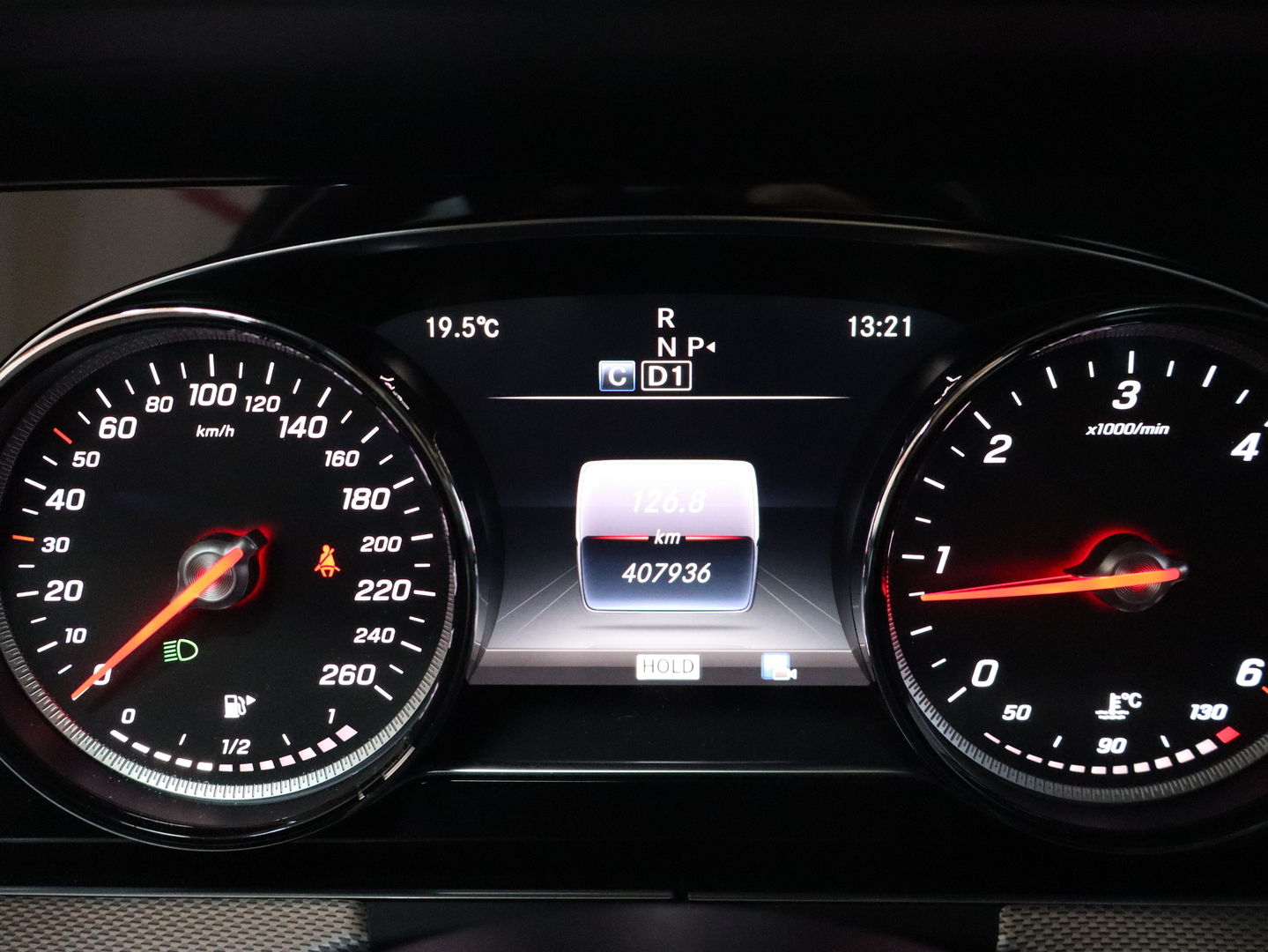 MERCEDES-BENZ E 2017