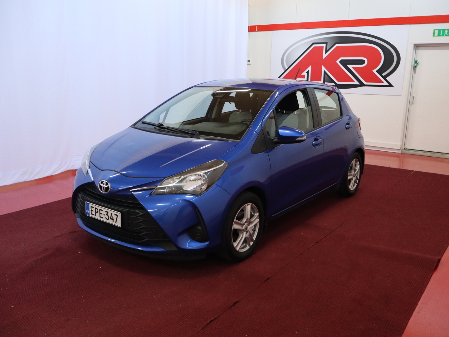 TOYOTA Yaris 2018