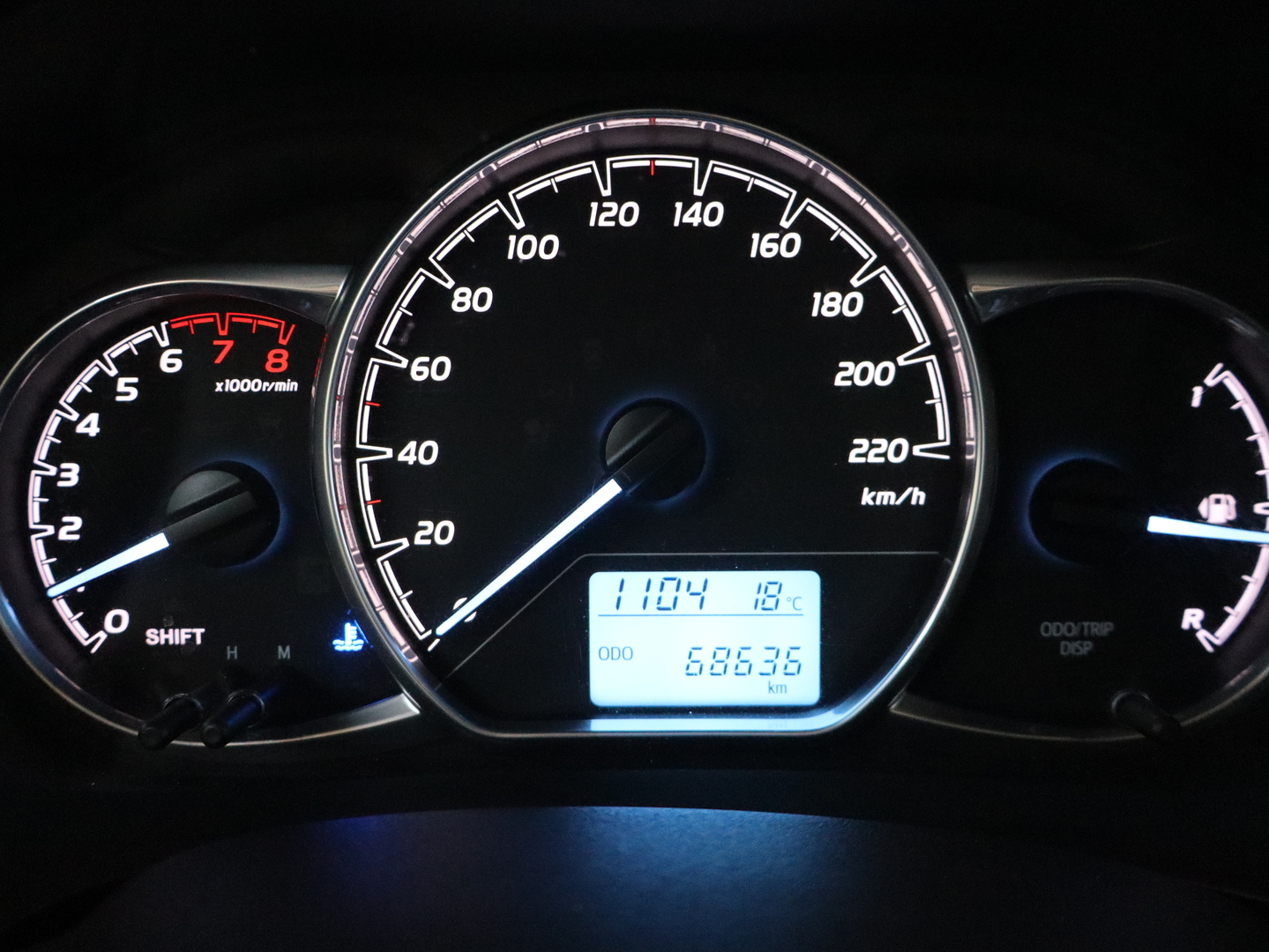TOYOTA Yaris 2018