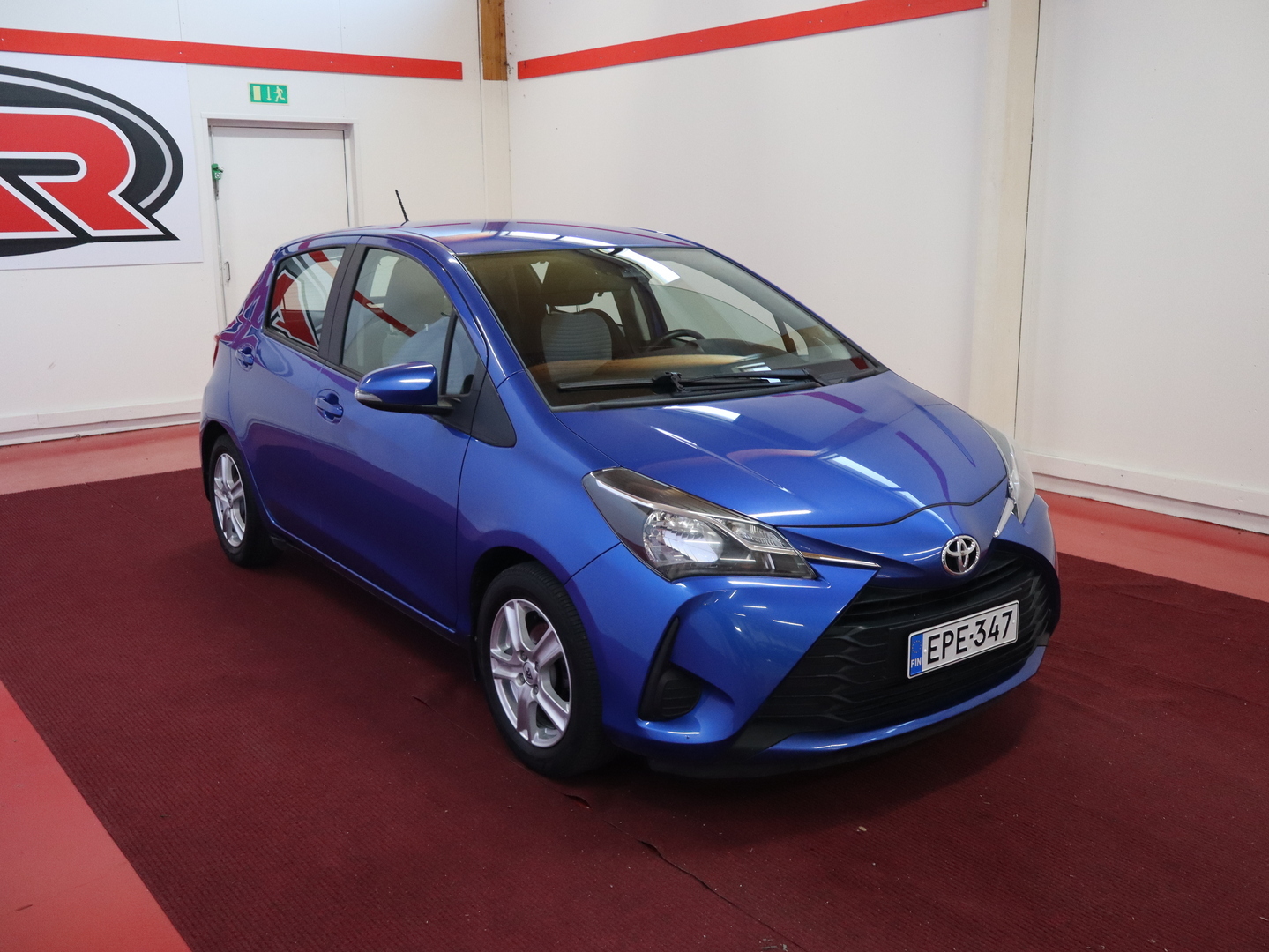 TOYOTA Yaris 2018