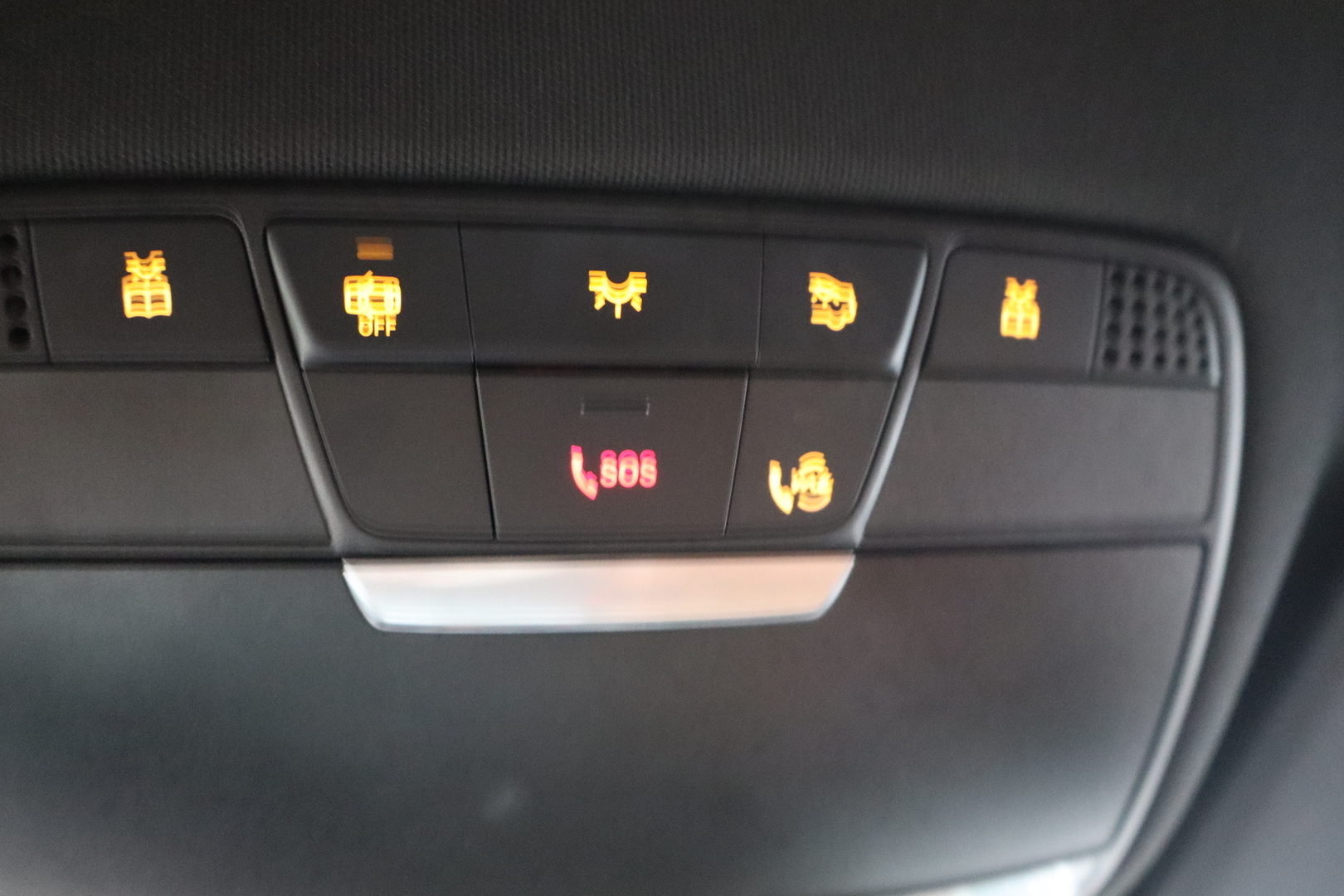 MERCEDES-BENZ C 2021