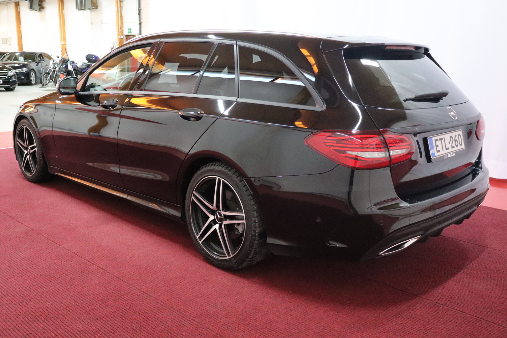 MERCEDES-BENZ C 2021