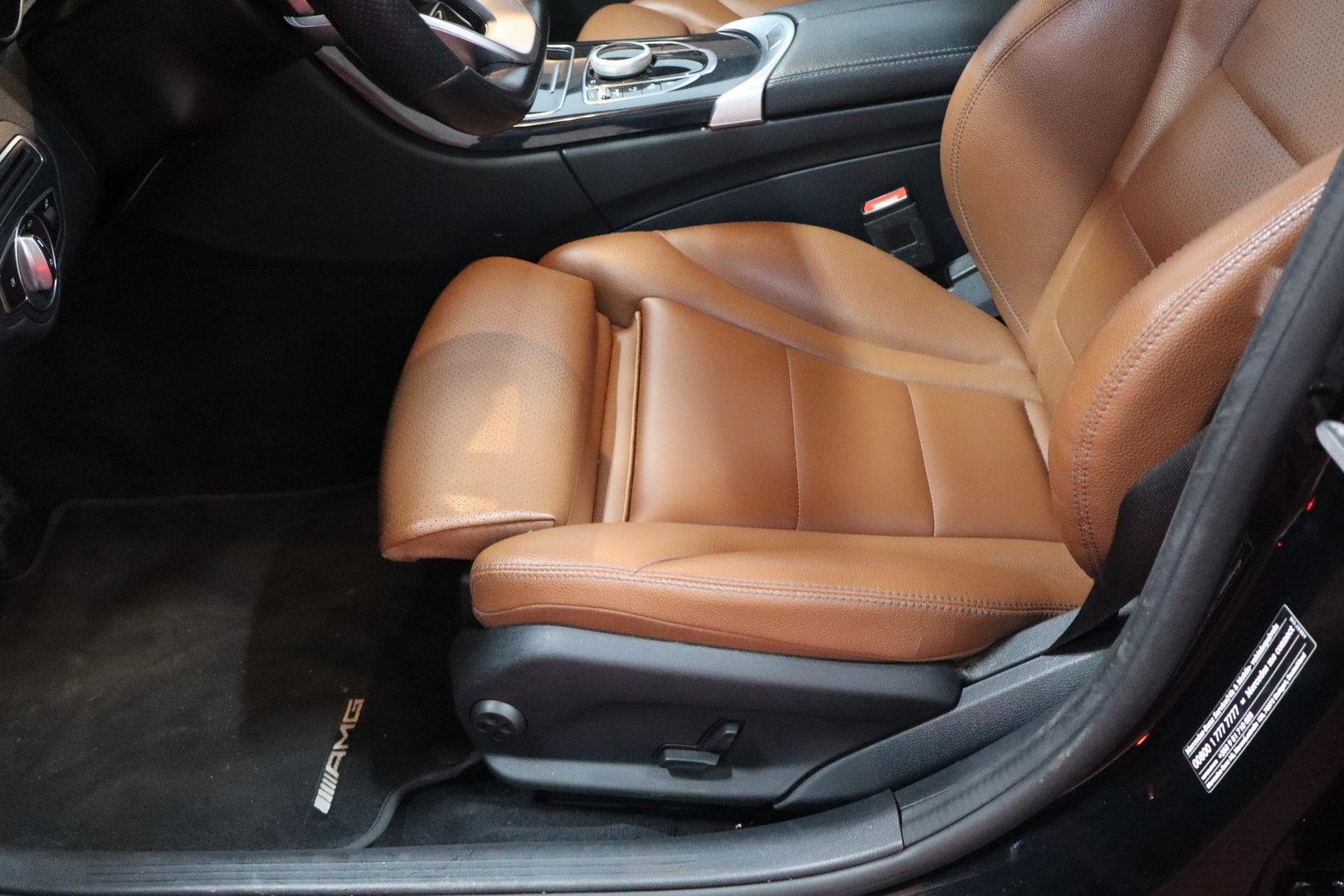 MERCEDES-BENZ C 2021