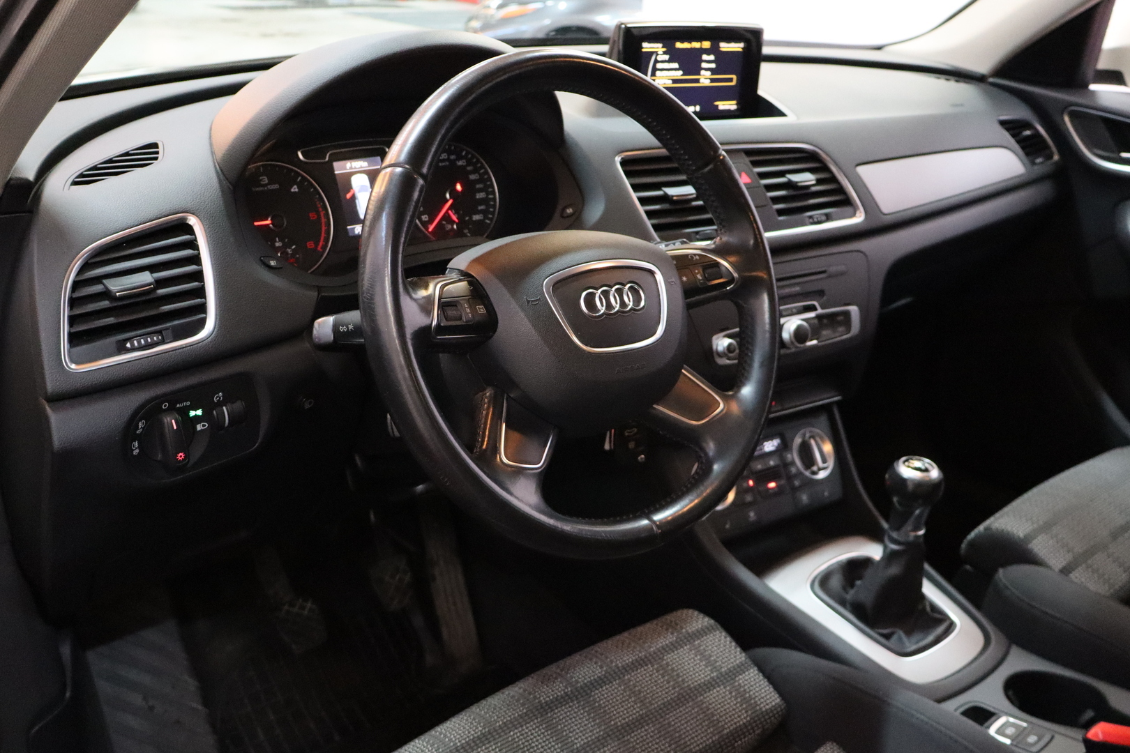 AUDI Q3 2012