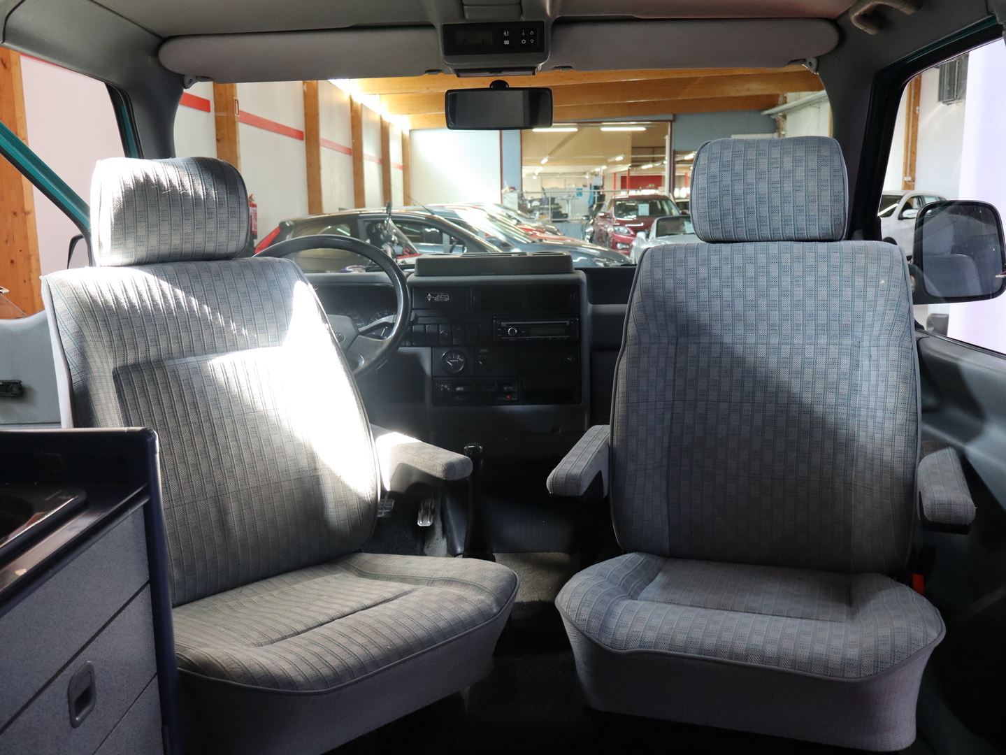 VOLKSWAGEN TRANSPORTER 1995