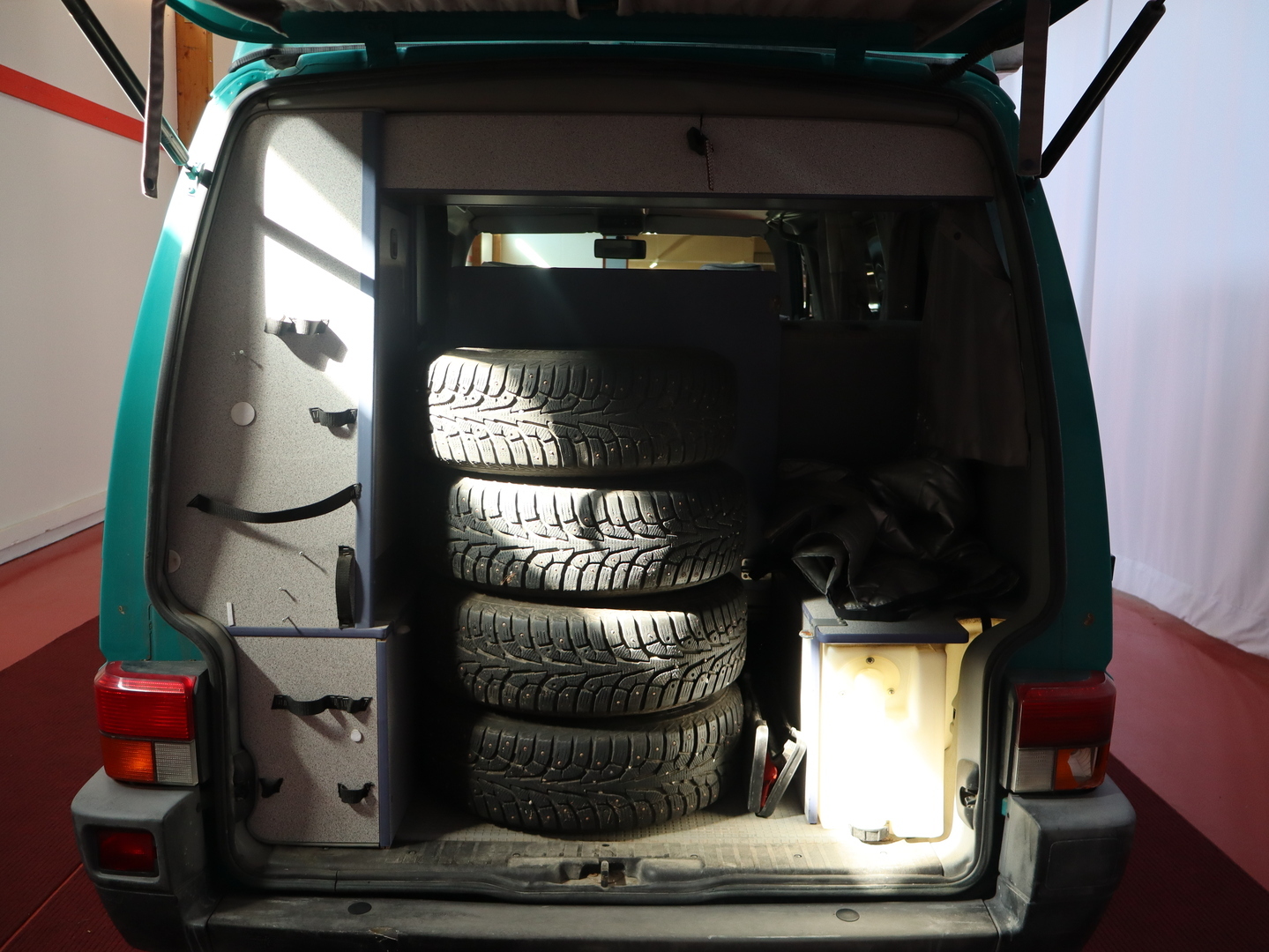 VOLKSWAGEN TRANSPORTER 1995