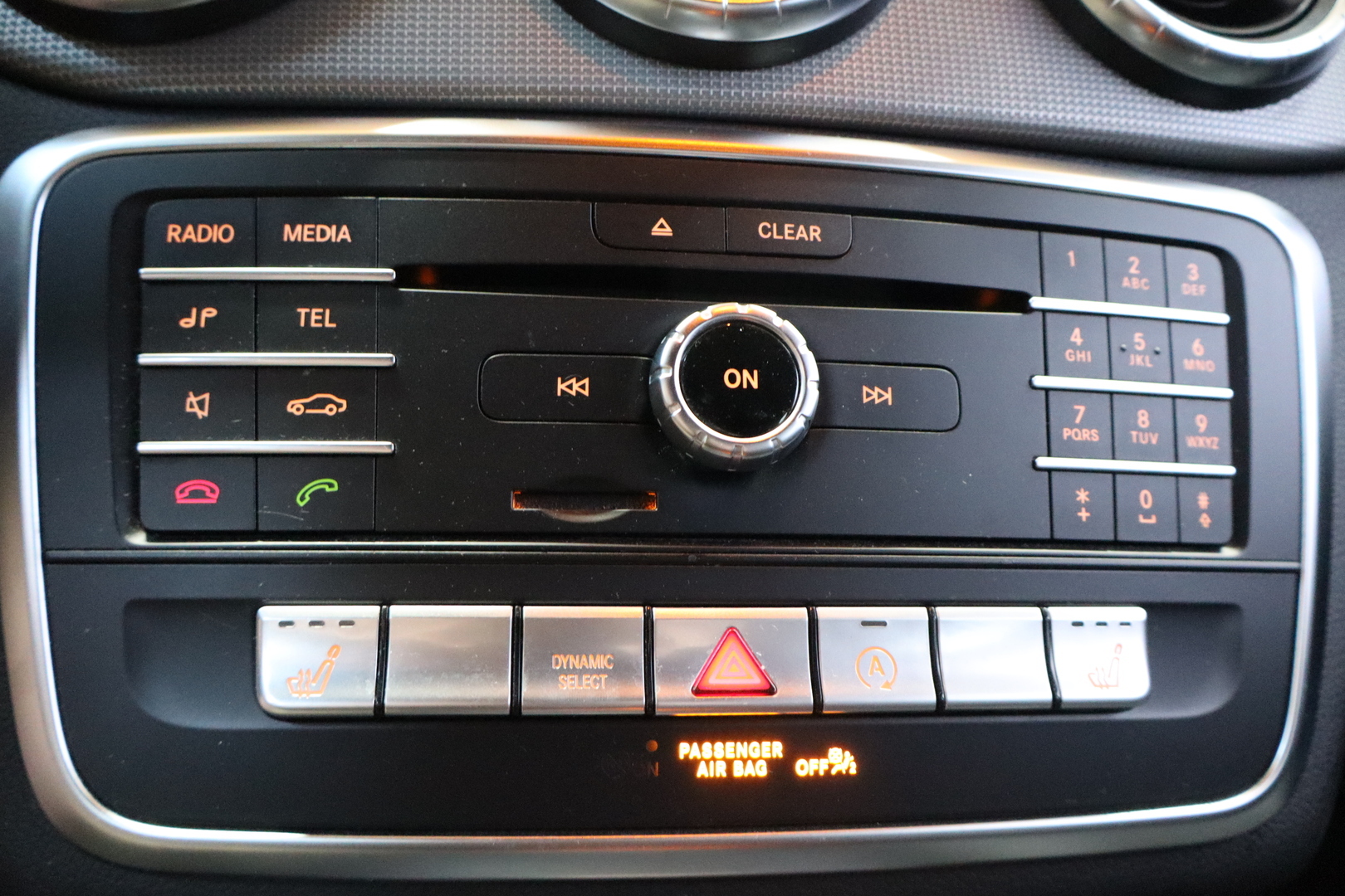 MERCEDES-BENZ CLA 2019