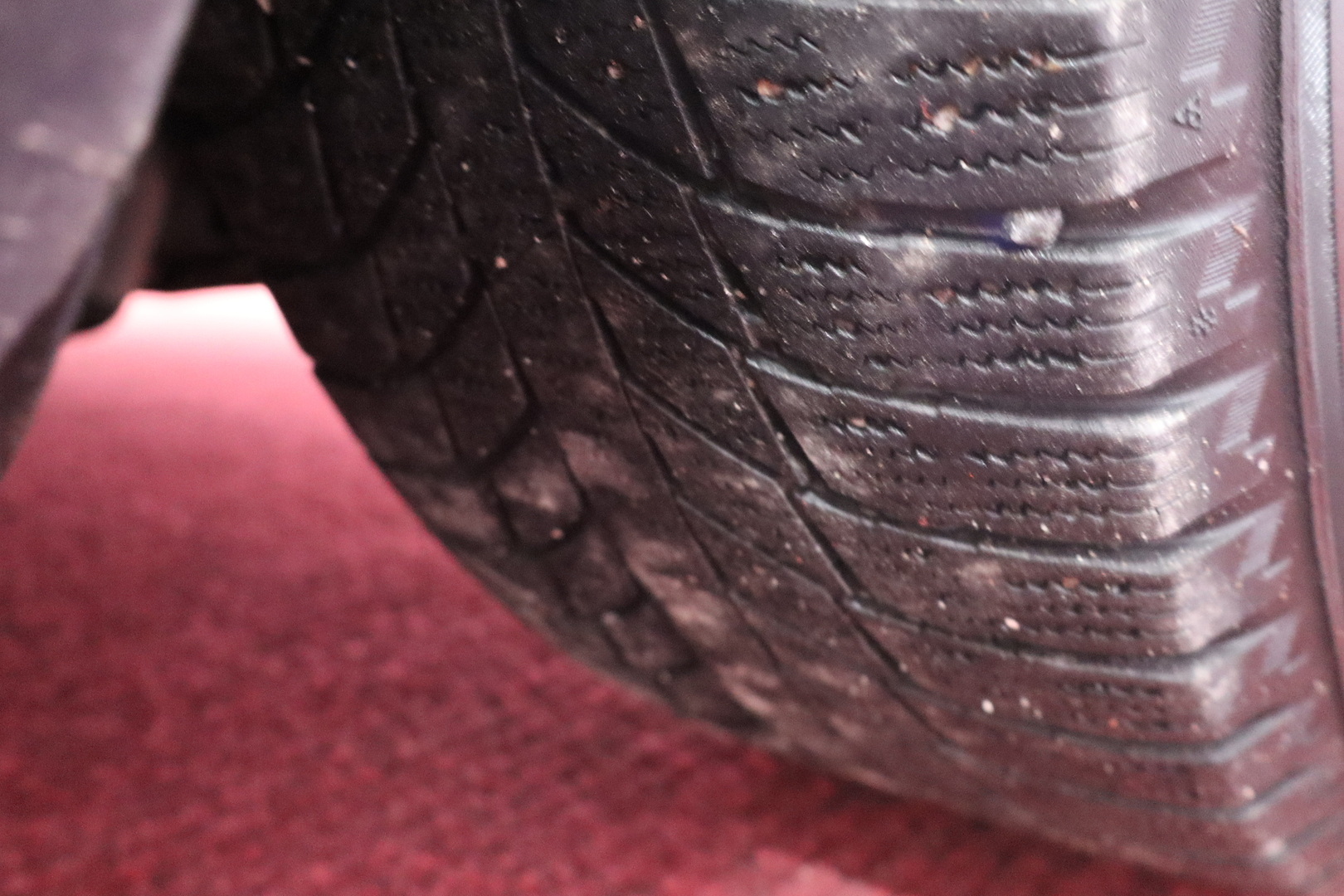 MERCEDES-BENZ E 2020