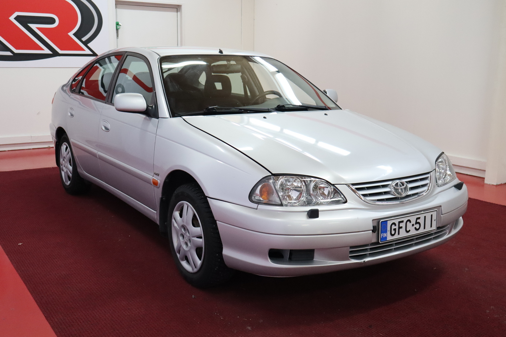 TOYOTA Avensis 2002